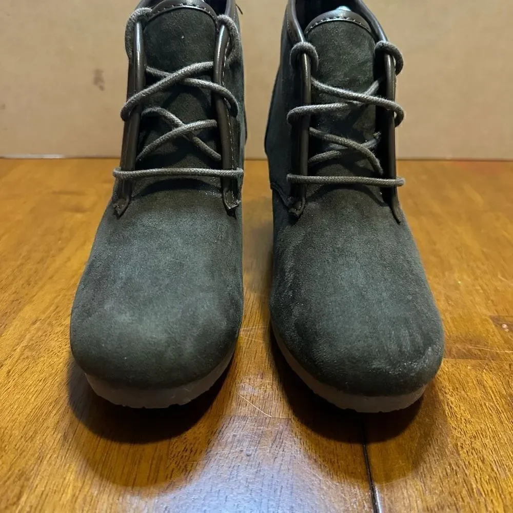 Mad Love Womens Green Wedge Heel Lace Up suede Ankle Boots shoes size 6